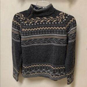 Sonoma Women’s NWT Charcoal and Beige Turtleneck Sweater